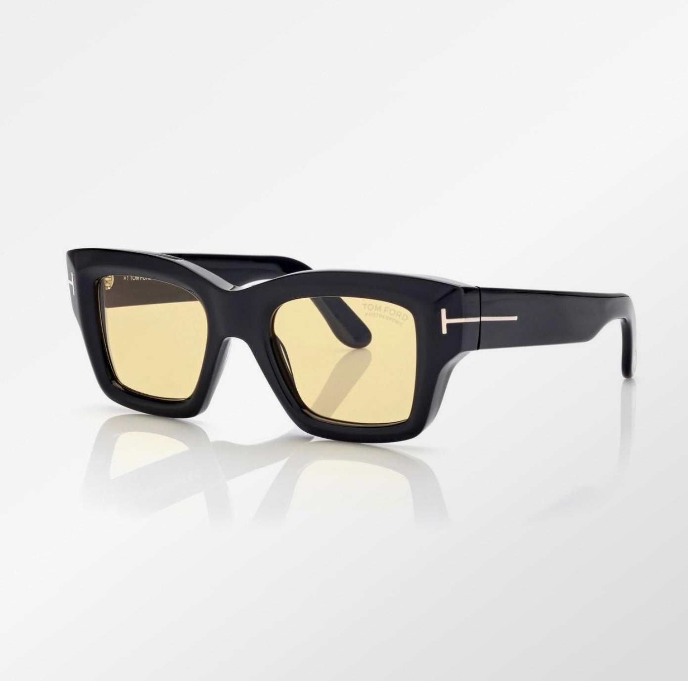 TOM FORD